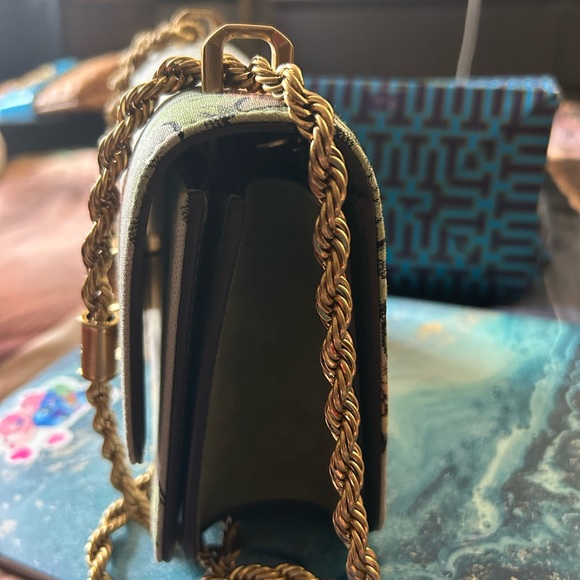 NWOT Limited Edition Tory Burch Floral - Picture 2 of 4